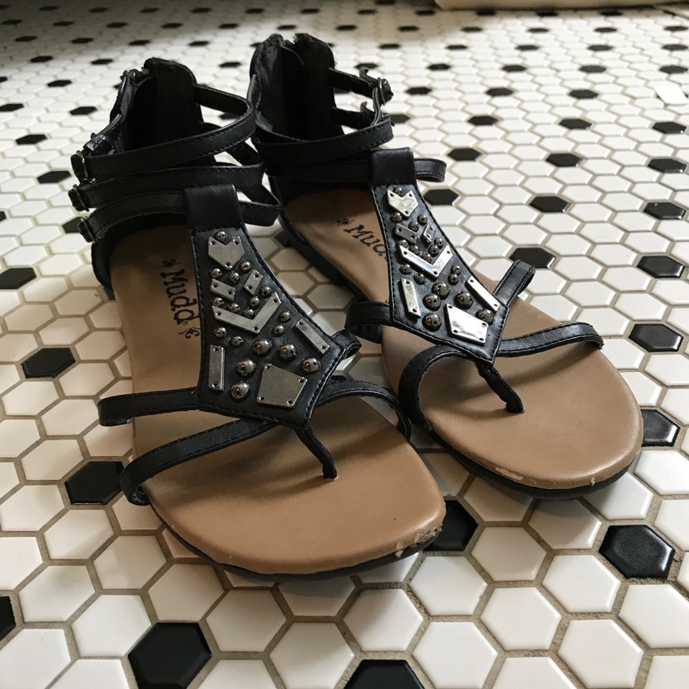 Mudd Sandals